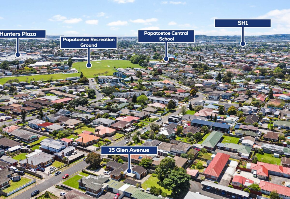182m2 Brick and tile 4 beds 2 baths house with standalone garage on 1095m2 section, A Geotechnical Report has been completed and there is stormwater kerb discharge approval from Auckland Transport, moments away from public transport, train stations, schools, and local shopping including Hunter Plaza and New World Papatoetoe, 15 Glen Avenue, Papatoetoe, Auckland