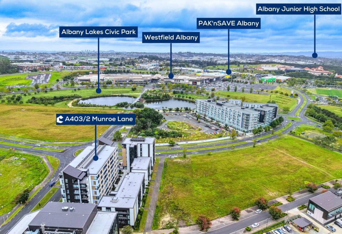 1 bed + a large study room / 2th bedroom 1 bath apartment, Just a short stroll to Westfield Albany, Kmart, and New World, Albany school zone, including the nearby Pinehill School, and within easy reach of Massey University, 403/2A Munroe Lane, Albany, Auckland