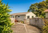 Owners are moving abroad, Standalone Fully Upgraded 3 beds 1.5 bath home, next to Crail Court Reserve, within walking distance to the Botanic Gardens, close to schools Manukau City Centre, train stations, and motorways access, 5/17A Idesia Place, Totara Heights, Auckland