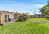 Brick 2 beds 1 bath house on 857m2 section, near Lynfield College, Maungakiekie Golf Course, and local amenities, 3 Linden Street, Mt Roskill, Auckland
