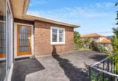 Brick 2 beds 1 bath house on 857m2 section, near Lynfield College, Maungakiekie Golf Course, and local amenities, 3 Linden Street, Mt Roskill, Auckland