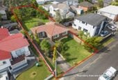 Brick 2 beds 1 bath house on 857m2 section, near Lynfield College, Maungakiekie Golf Course, and local amenities, 3 Linden Street, Mt Roskill, Auckland
