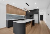 5 beds + a dedicated home office 4 baths house with garage and 1 bed granny, 3 ensuites, close to schools, town centre, motorway access, 15 Star Cross Road, Karaka, Auckland