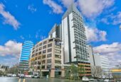 Double Grammar school zone, Freehold 2 beds + 1 study/ flexi room 2 baths apartment, Current CV: $640,000 (2024), 1 km to Auckland Girls’ Grammar School, 1.8 km to Auckland Grammar, 1701/8 Airedale Street, City Centre, Auckland
