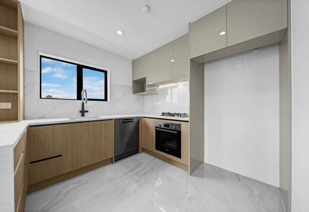 Brandnew 4 beds 3 baths home with garage, Close to Pakuranga Plaza & Lloyd Elsmore Park, Highland Park shopping centre, schools, Zoned for Sunnyhills School, Farm Cove Intermediate & Pakuranga College, 4A Glenmore Road, Sunnyhills, Auckland