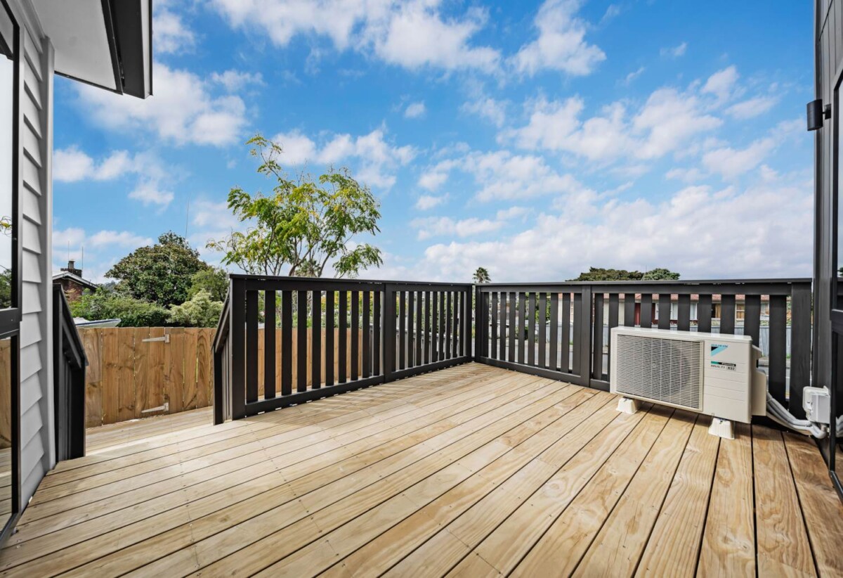 Brandnew 4 beds 3 baths home with garage, Close to Pakuranga Plaza & Lloyd Elsmore Park, Highland Park shopping centre, schools, Zoned for Sunnyhills School, Farm Cove Intermediate & Pakuranga College, 4A Glenmore Road, Sunnyhills, Auckland