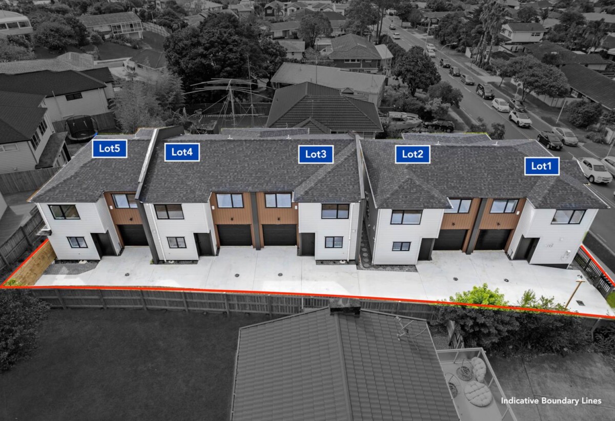 Brandnew 4 beds 3 baths home with garage, Close to Pakuranga Plaza & Lloyd Elsmore Park, Highland Park shopping centre, schools, Zoned for Sunnyhills School, Farm Cove Intermediate & Pakuranga College, 4A Glenmore Road, Sunnyhills, Auckland