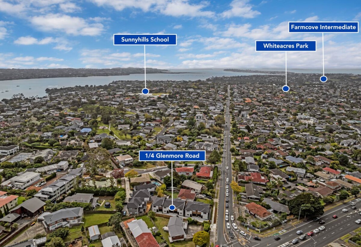 Brandnew 4 beds 3 baths home with garage, Close to Pakuranga Plaza & Lloyd Elsmore Park, Highland Park shopping centre, schools, Zoned for Sunnyhills School, Farm Cove Intermediate & Pakuranga College, 4A Glenmore Road, Sunnyhills, Auckland