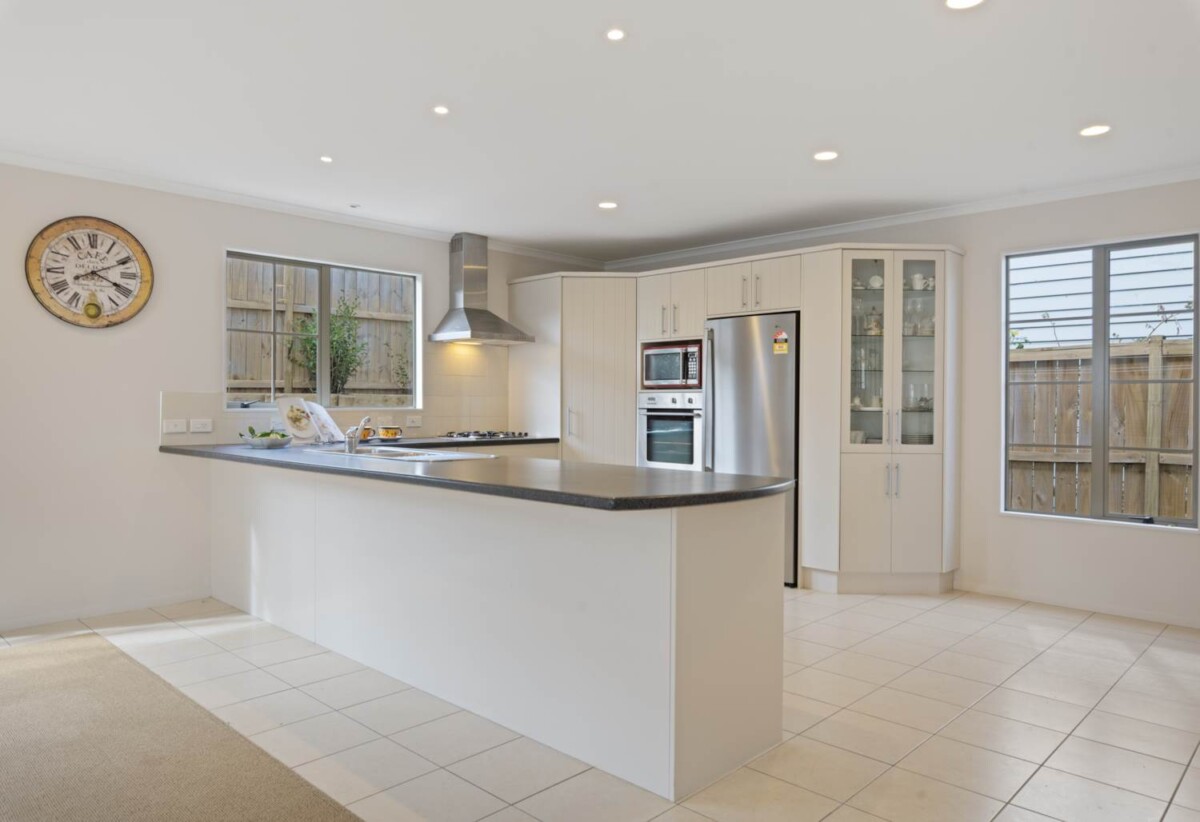 Botany Downs Secondary College zone, Built by Own IT Homes, 206m2 4 beds 2.5 baths house with double garage on 300m2 section, 0.8 km to Botany Downs shopping centre, Immediate access to the Matarangi Walkways located just behind the property., 59 Matarangi Road, East Tamaki, Auckland