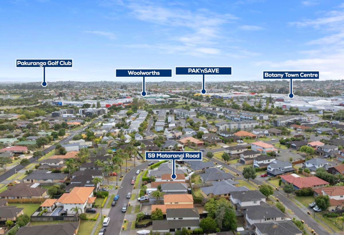 Botany Downs Secondary College zone, Built by Own IT Homes, 206m2 4 beds 2.5 baths house with double garage on 300m2 section, 0.8 km to Botany Downs shopping centre, Immediate access to the Matarangi Walkways located just behind the property., 59 Matarangi Road, East Tamaki, Auckland