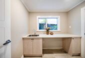 304m2 6 beds 3 baths house with 1 bed granny and double garage on 508m2 section, zoned for Greenhithe Primary School and Upper Harbour Primary School and local amenities and motorway access conveniently nearby, 66 Huntington Park Drive, Greenhithe, Auckland