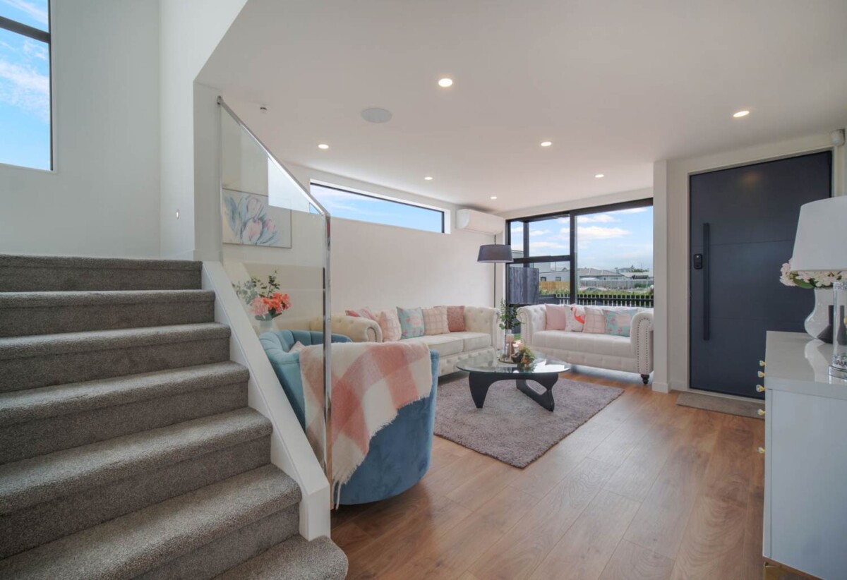 Brandnew 4 beds 2.5 baths home with garage, close to schools, Addison Park Centre’s cafes, supermarkets, and banks, motorway access, 38 Kapia Drive, Takanini, Auckland