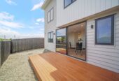 Brandnew 4 beds 2.5 baths home with garage, close to schools, Addison Park Centre’s cafes, supermarkets, and banks, motorway access, 38 Kapia Drive, Takanini, Auckland
