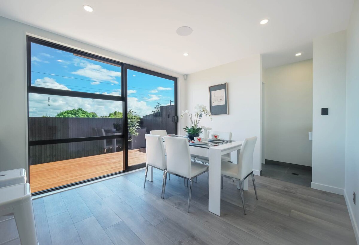 Brandnew 4 beds 2.5 baths home with garage, close to schools, Addison Park Centre’s cafes, supermarkets, and banks, motorway access, 38 Kapia Drive, Takanini, Auckland