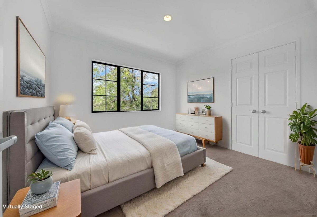 Renovated 4 beds 2 baths house with double garage on 436m² section, next to Star of the Sea School (Howick), just minutes away from Botany Town Centre and Meadowlands Shopping Plaza, golf club, 6 Belsera Court, Northpark, Auckland