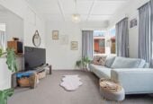 Rangitoto College zone, Standalone 2 beds 1 bath home with standalone double garage, schools, Shops, public transport, parks, and the beach are all within easy reach, 3/718 Beach Road, Browns Bay, Auckland
