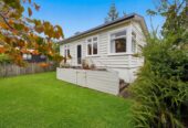 Rangitoto College zone, Standalone 2 beds 1 bath home with standalone double garage, schools, Shops, public transport, parks, and the beach are all within easy reach, 3/718 Beach Road, Browns Bay, Auckland