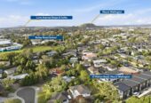 Renovated 4 beds 2 baths house with double garage on 548m2 section, Close to Sylvia Park Mall, schools, motorway access, 17 Melton Road, Mt Wellington, Auckland