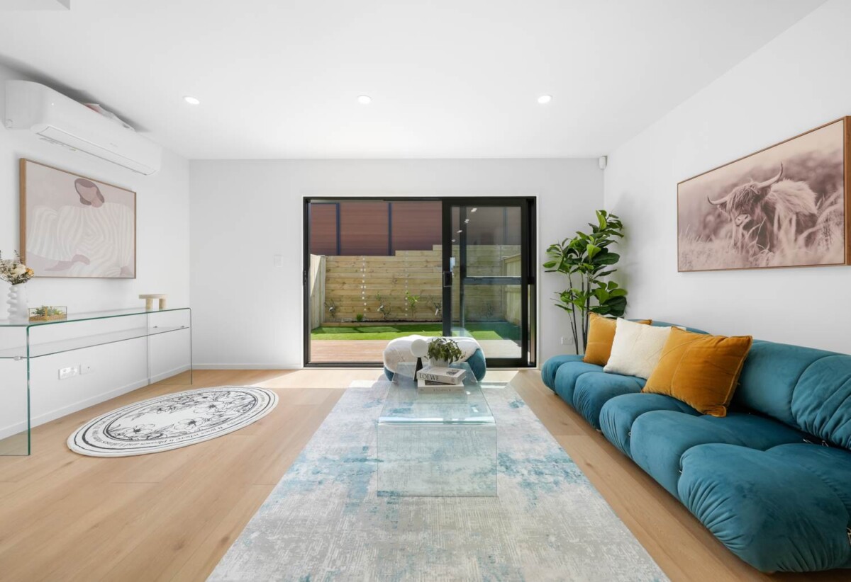 Must sell, 10-Year Master Build + 24-Month Maintenance, Brandnew Freehold 3 beds 2.5 baths home with car park, walks to Pakuranga Plaza (1.2 km), schools, Lot 6, 27 Grassways Avenue, Pakuranga, Auckland