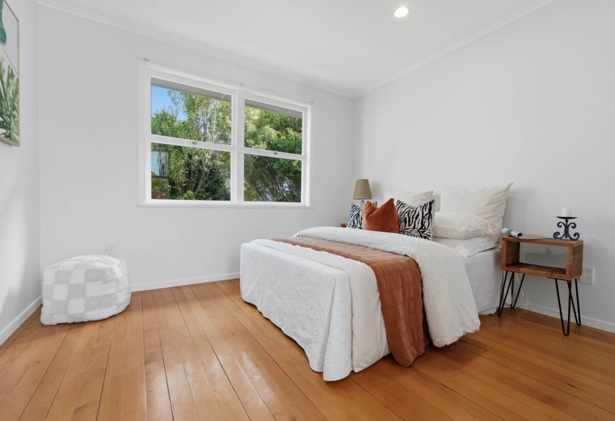 3 beds 1 bath house with garage on 408m2 section, The roof was replaced approximately 6 years ago, with insulation upgraded at the same time. The property has also been refreshed with interior and exterior painting, easy walk to Howick Village, New World, cafés, restaurants, Owairoa Primary and Howick Domain, with Howick Beach nearby, 118 Moore Street, Howick, Auckland