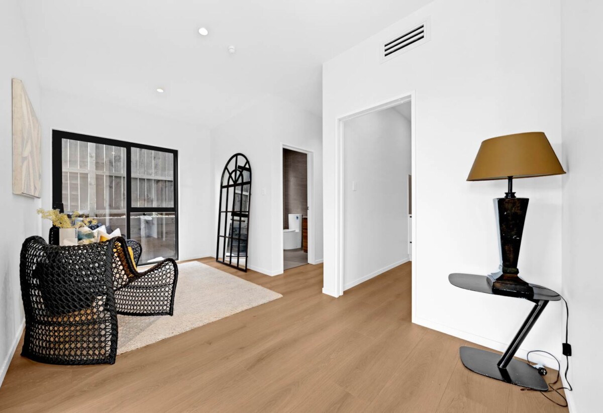Ormiston school zone, Brandnew 7 beds 6 baths house with double garage and 2 beds granny, close to schools, shopping centres, reserves, 115 Thomas Road, Flat Bush, Auckland