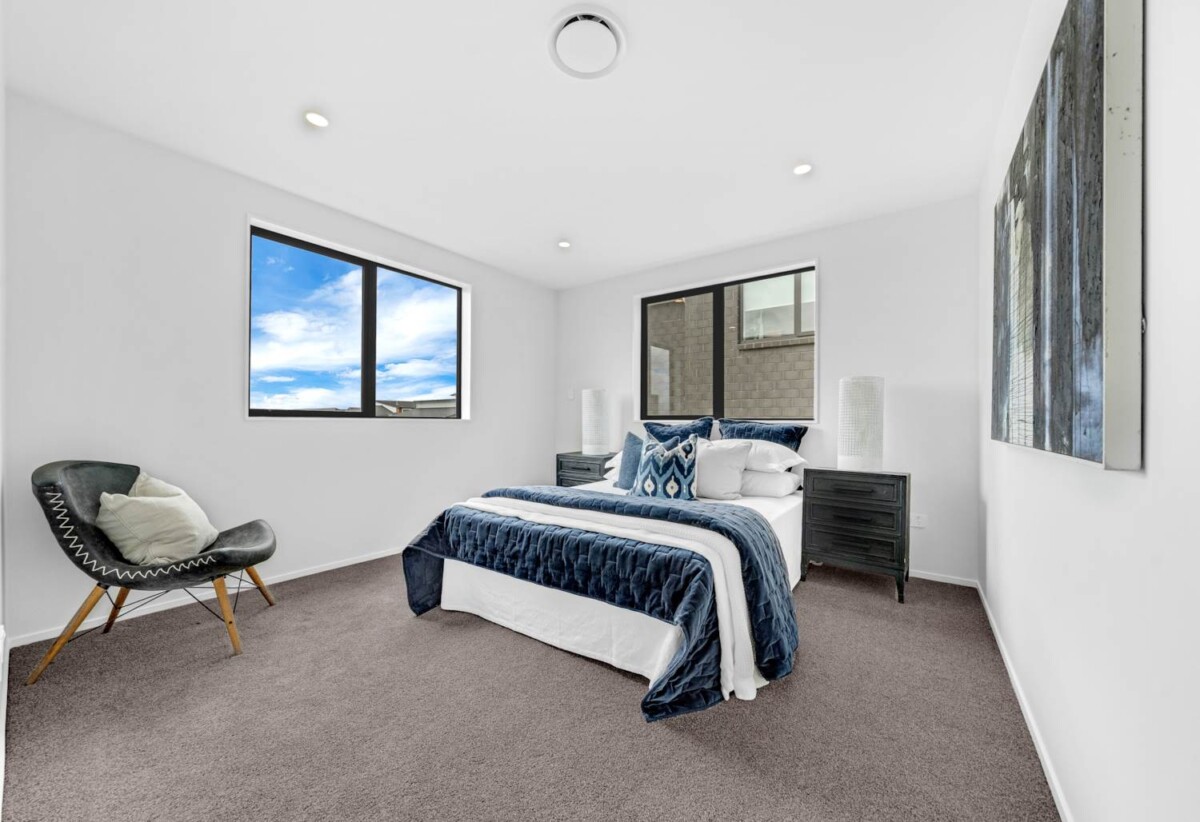 Ormiston school zone, Brandnew 7 beds 6 baths house with double garage and 2 beds granny, close to schools, shopping centres, reserves, 115 Thomas Road, Flat Bush, Auckland