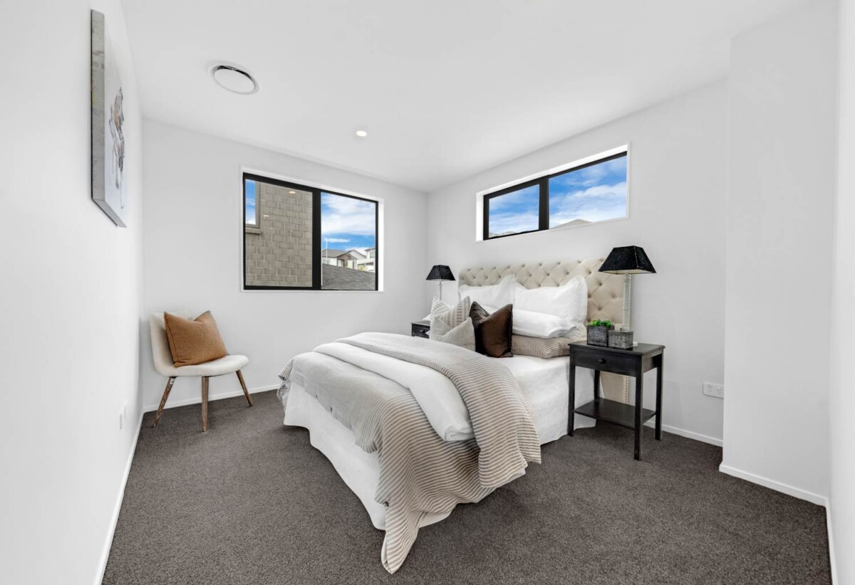 Ormiston school zone, Brandnew 7 beds 6 baths house with double garage and 2 beds granny, close to schools, shopping centres, reserves, 115 Thomas Road, Flat Bush, Auckland