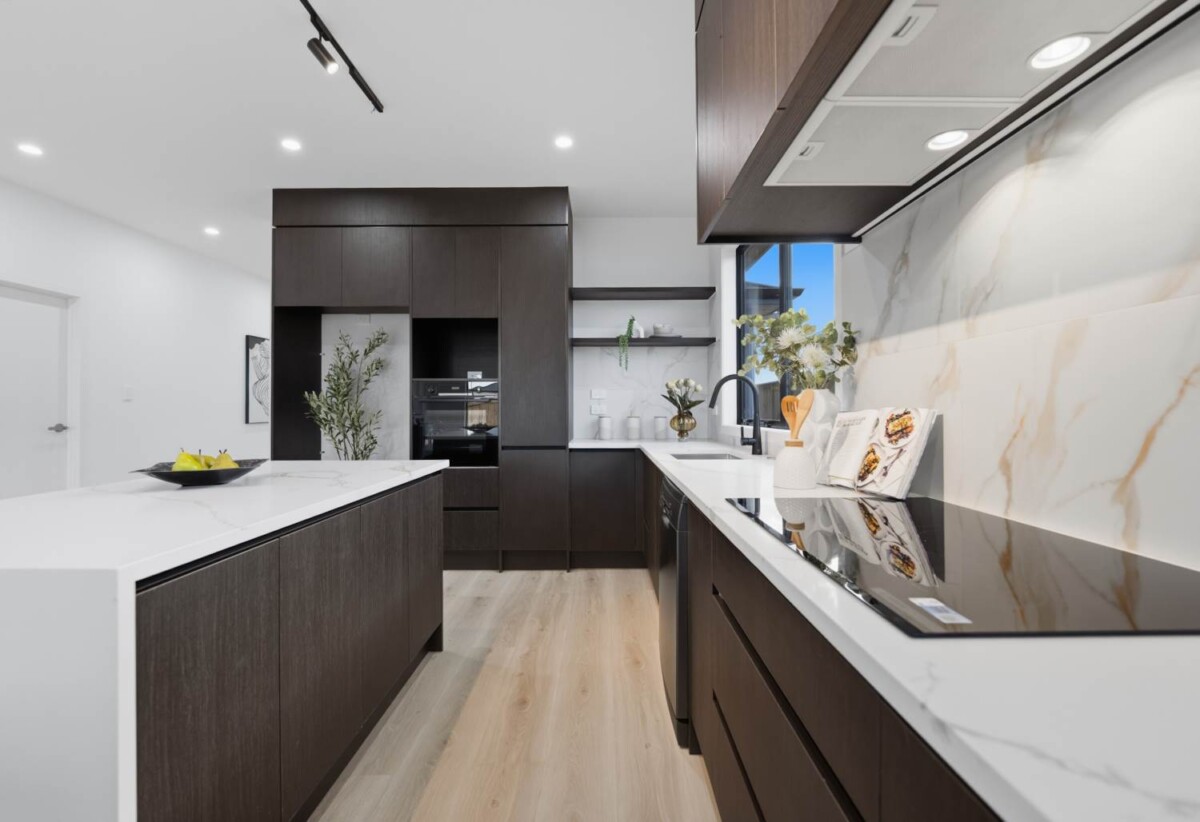 10 Year Master Builders Guarantee, Brandnew 5 beds + study room 3.5 baths house with double garage on 500m2 section, 2 ensuites, 1 ensuite ground floor, near Clevedon village, Clevedon School, Farmer market, close to beach, 6 Kakano Street, Clevedon, Auckland