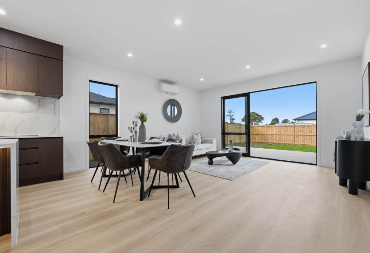 10 Year Master Builders Guarantee, Brandnew 5 beds + study room 3.5 baths house with double garage on 500m2 section, 2 ensuites, 1 ensuite ground floor, near Clevedon village, Clevedon School, Farmer market, close to beach, 6 Kakano Street, Clevedon, Auckland