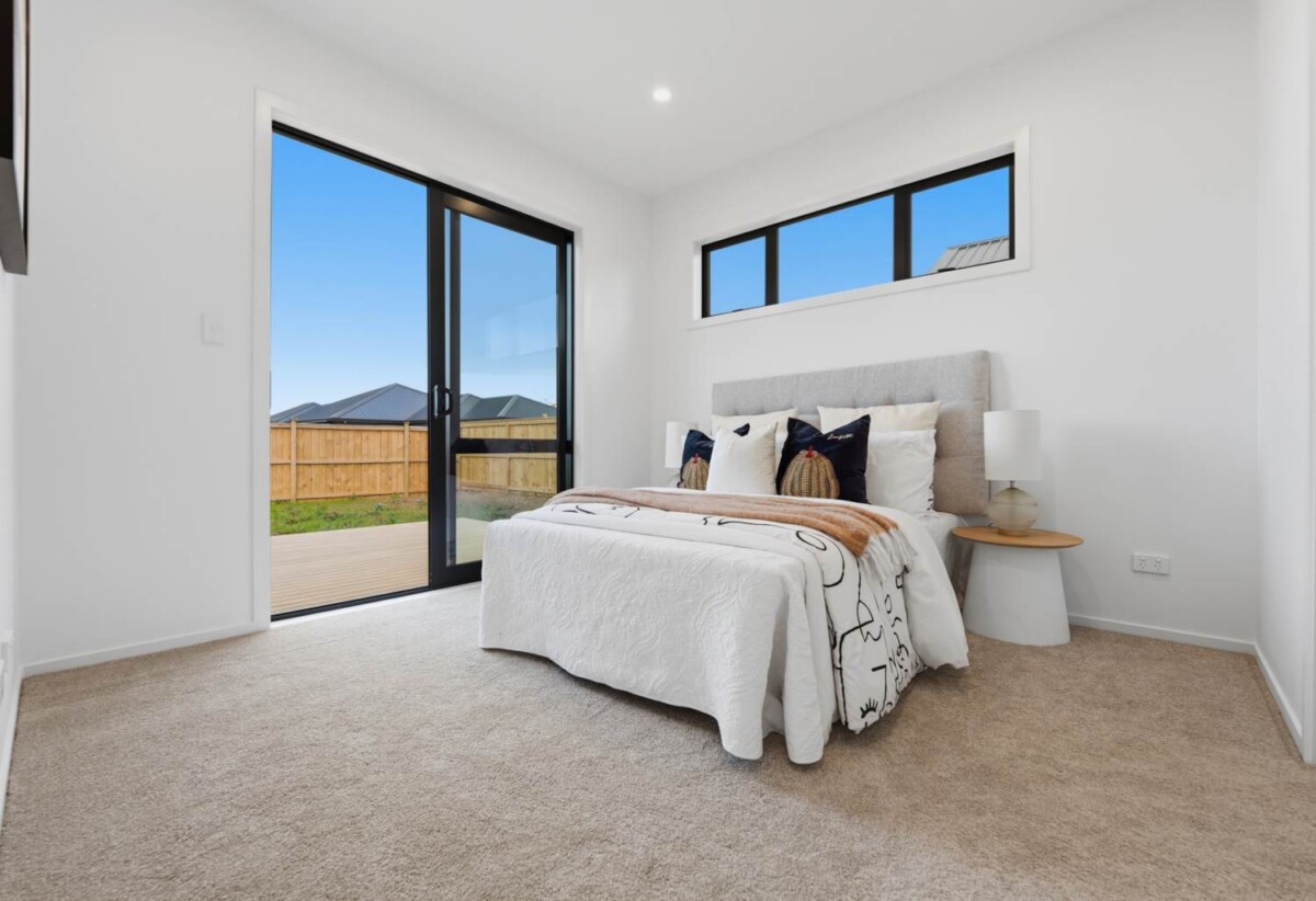 10 Year Master Builders Guarantee, Brandnew 5 beds + study room 3.5 baths house with double garage on 500m2 section, 2 ensuites, 1 ensuite ground floor, near Clevedon village, Clevedon School, Farmer market, close to beach, 6 Kakano Street, Clevedon, Auckland