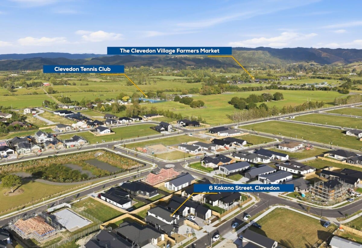 10 Year Master Builders Guarantee, Brandnew 5 beds + study room 3.5 baths house with double garage on 500m2 section, 2 ensuites, 1 ensuite ground floor, near Clevedon village, Clevedon School, Farmer market, close to beach, 6 Kakano Street, Clevedon, Auckland