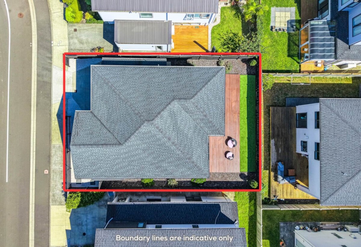 5 beds 3.5 baths house with double garage on 349m2 section, moments from scenic coastal walkways and local reserves. with quality schools, cafes, restaurants, and supermarkets nearby, 6 Turret Lane, Hobsonville, Auckland