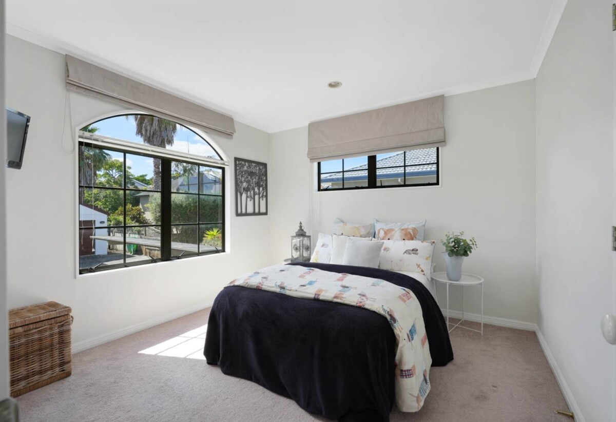 4 beds 2.5 baths house with double garage on 375m2 section, close proximity to Greenwoods Corner, Royal Oak Mall, cafes, restaurants, schools, parks, 0.4 km to Royal Oak School, 35 Goodland Street, Royal Oak, Auckland