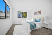 Standalone Brandnew 4 beds 2.5 baths house with garage, close to Wairau Valley and the Sunnynook Bus Station, schools, reserves, restaurant, and supermarket, quick motorway access, 79B Girrahween Drive, Totara Vale, Auckland