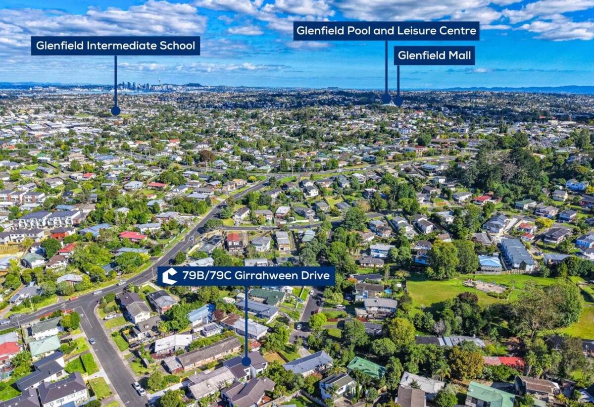 Standalone Brandnew 4 beds 2.5 baths house with garage, close to Wairau Valley and the Sunnynook Bus Station, schools, reserves, restaurant, and supermarket, quick motorway access, 79B Girrahween Drive, Totara Vale, Auckland