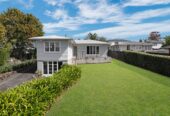 4 beds house on 885m2 section, with BC & EPA for 7 Lots, each lot with 3 beds + study 2 baths 1 garage, close to schools, shops, supermarkets, motorway access, 4 Longburn Road, Henderson, Auckland
