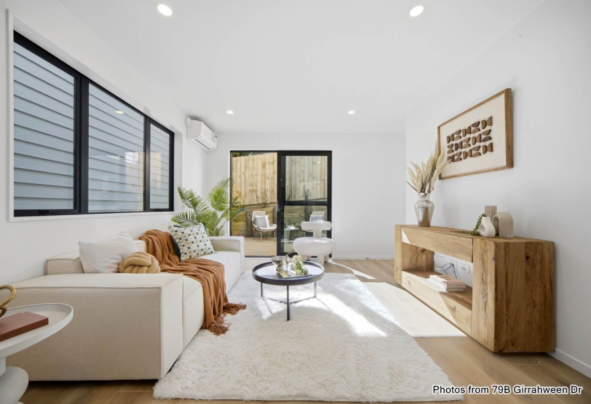 Standalone Brandnew 4 beds 2.5 baths house with garage, close to Wairau Valley and the Sunnynook Bus Station, schools, reserves, restaurant, and supermarket, quick motorway access, 79C Girrahween Drive, Totara Vale, Auckland