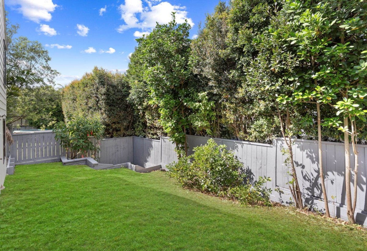 Must sell, Motivated Vendors Relocating, Fully renovated 3 beds 2 baths home with carport, moments from Remuera Village, Upland Road, Orakei Village, and Westfield Newmarket, schools, Zoned for Meadowbank School, Remuera Intermediate, and Selwyn College, 16 Maungarei Road, Remuera, Auckland