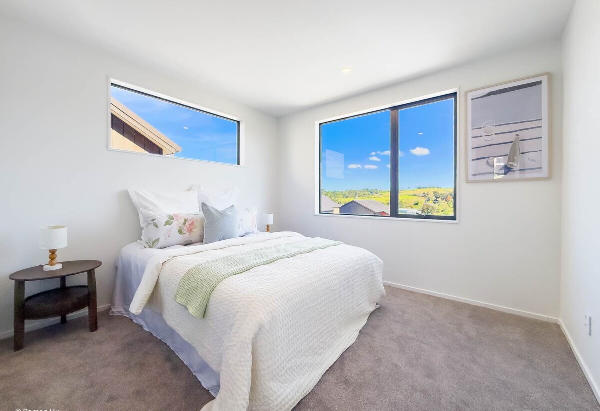 Move-in ready, Brandnew 3 beds 2.5 baths Duplex home with car park, close to schools, Westgate and Northwest shopping, dining, entertainment, motorway access, 166 Kerepi Street, Westgate, Auckland