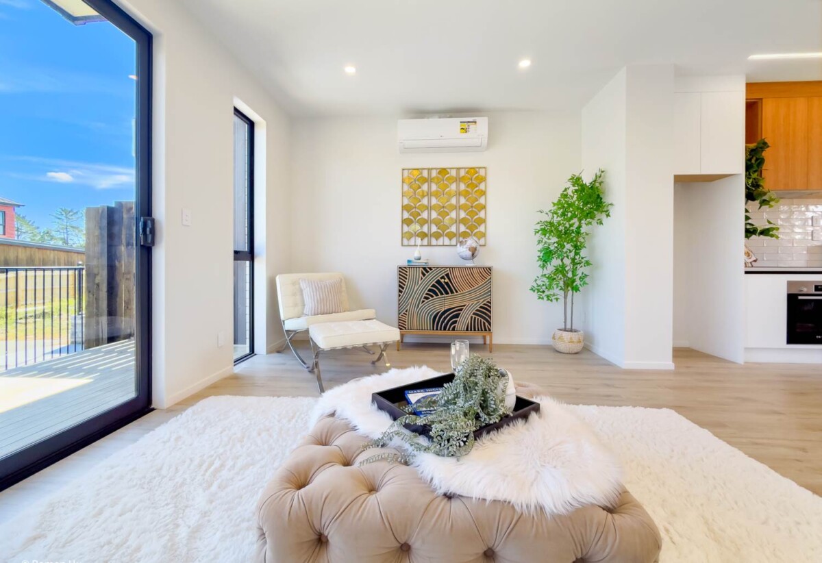 Move-in ready, Brandnew 3 beds 2.5 baths Duplex home with car park, close to schools, Westgate and Northwest shopping, dining, entertainment, motorway access, 166 Kerepi Street, Westgate, Auckland