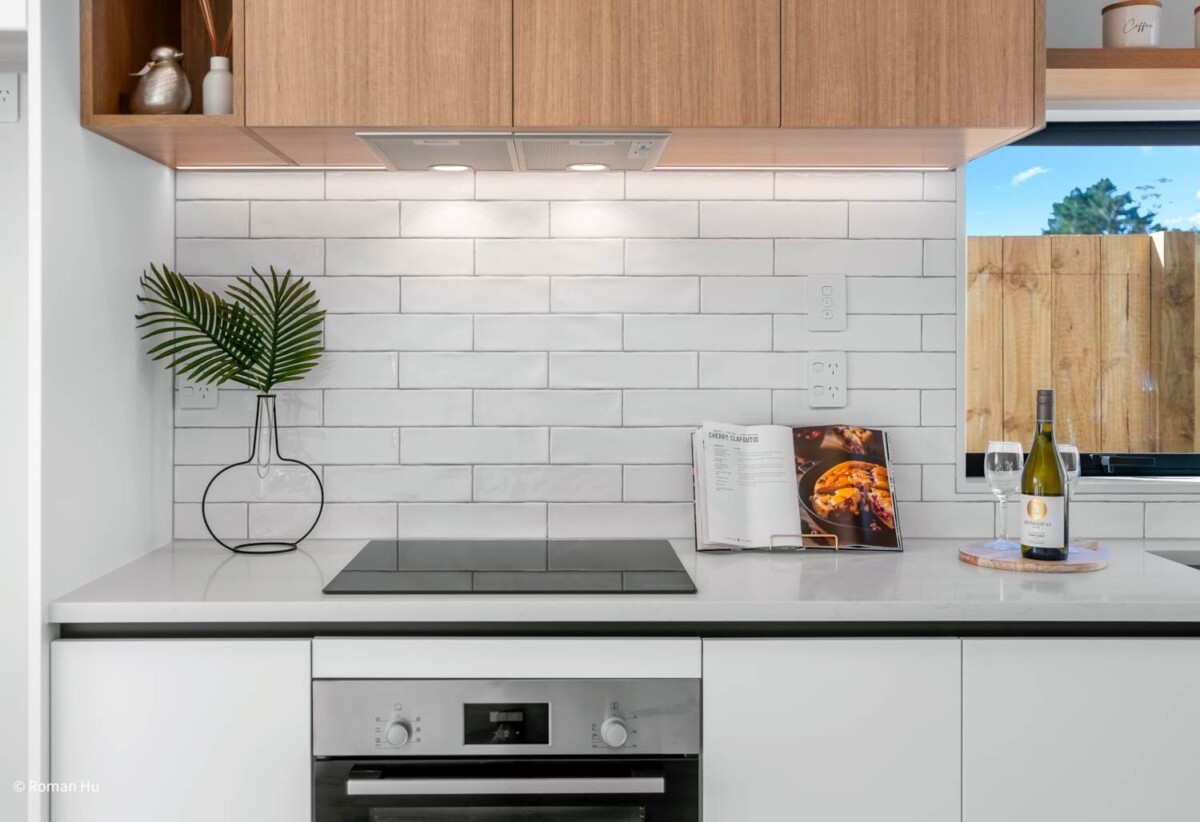 Move-in ready, Brandnew 3 beds 2.5 baths Duplex home with car park, close to schools, Westgate and Northwest shopping, dining, entertainment, motorway access, 168 Kerepi Street, Westgate, Auckland