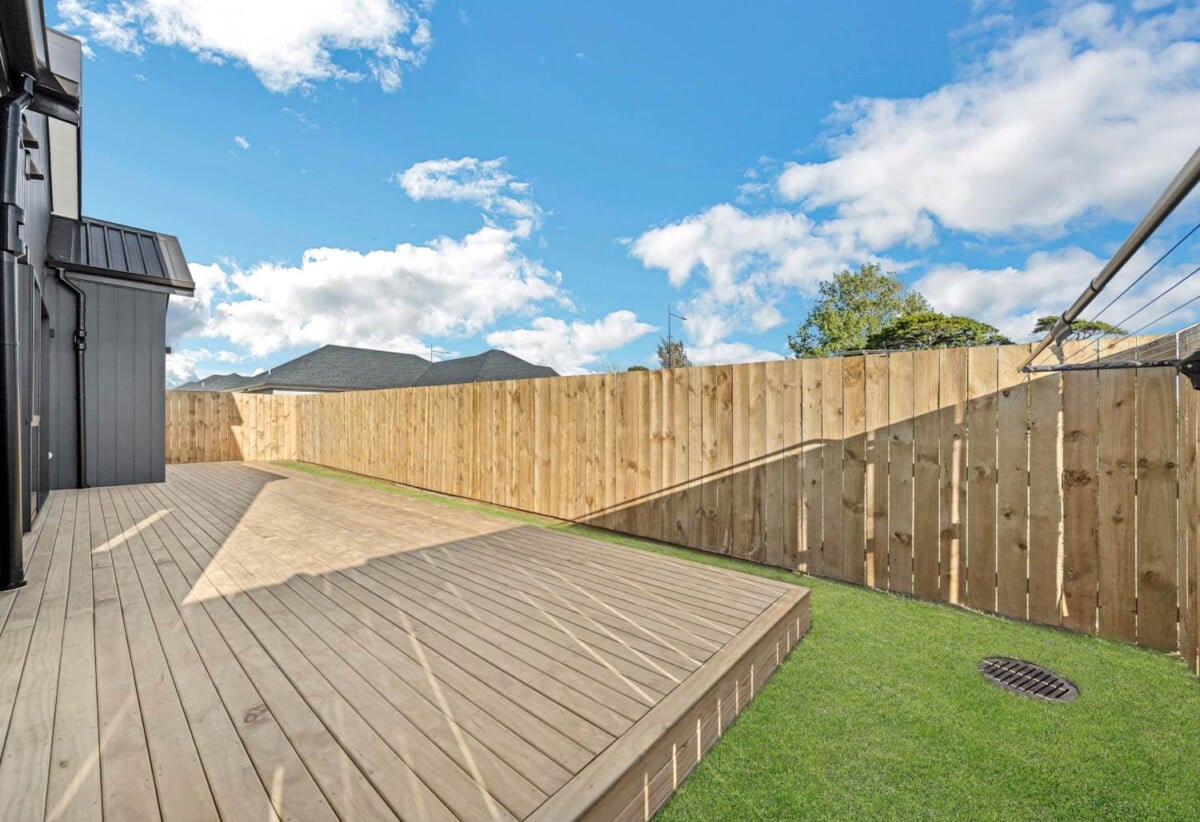 Brandnew 4 beds + office room 3 baths house with garage on 358m2 section, Set within the thriving Karaka neighbourhood, 3.8 km to Te Hihi School, 3.9 km to Karaka School, 60 Whangamaire Rise, Karaka, Auckland