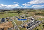 Brandnew 4 beds + office room 3 baths house with garage on 358m2 section, Set within the thriving Karaka neighbourhood, 3.8 km to Te Hihi School, 3.9 km to Karaka School, 60 Whangamaire Rise, Karaka, Auckland