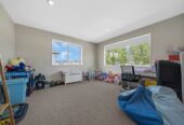 Ormiston school zone, 6 beds 5 batha house with 2 cars garage and 2 beds granny, close to schools, parks, shopping centre’s, and everyday amenities, 10 Puoro Street, Flat Bush, Auckland