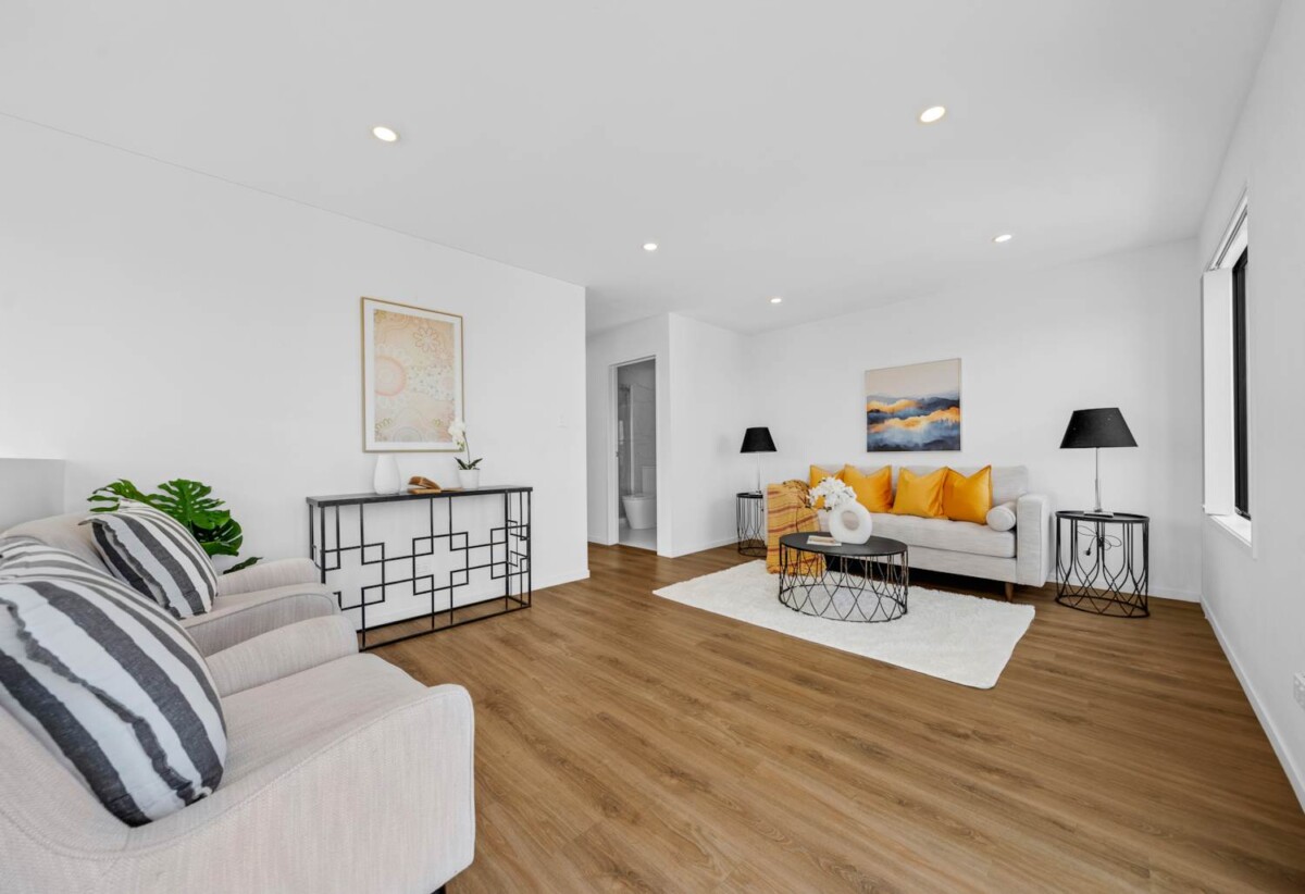 Mt Roskill Grammar zone, Freehold 3 beds 3 baths home with garage and mountain views, minutes to local shops, schools, parks, motorway access, 44A Freeland Avenue, Mt Roskill, Auckland