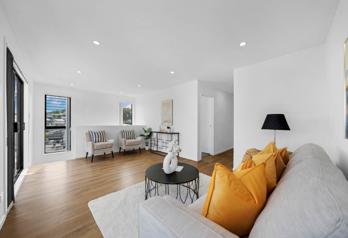 Mt Roskill Grammar zone, Freehold 3 beds 3 baths home with garage and mountain views, minutes to local shops, schools, parks, motorway access, 44A Freeland Avenue, Mt Roskill, Auckland