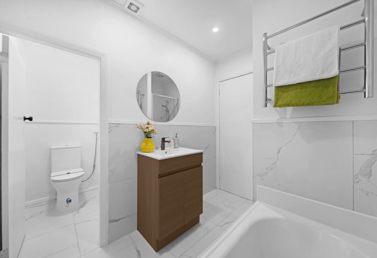 Mt Albert Grammar School zone, vendor retiring, 4 beds 2 baths house with double garage on 663m2 section, including a self-contained space complete with one bedroom, a lounge, kitchenette, bathroom, and its own separate access, close to schools, shops, reserve, 10 Mountfield Terrace, Mt Albert, Auckland