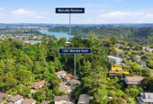 Move-In Ready, Renovated 3 beds 1 baths house, Downstairs includes a large single garage plus an additional room of similar size, close to local schools, kindergartens, shops, reserves, and public transport. Glenfield Mall, 128C Manuka Road, Bayview, Auckland
