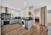 6 beds 3.5 baths house with carport, two levels, each level has 3 beds, bath, kitchen, dining and sitting area, close to Howick Village, schools, beach, 0.8 km to Howick Intermediate, 74 Ridge Road, Howick, Auckland