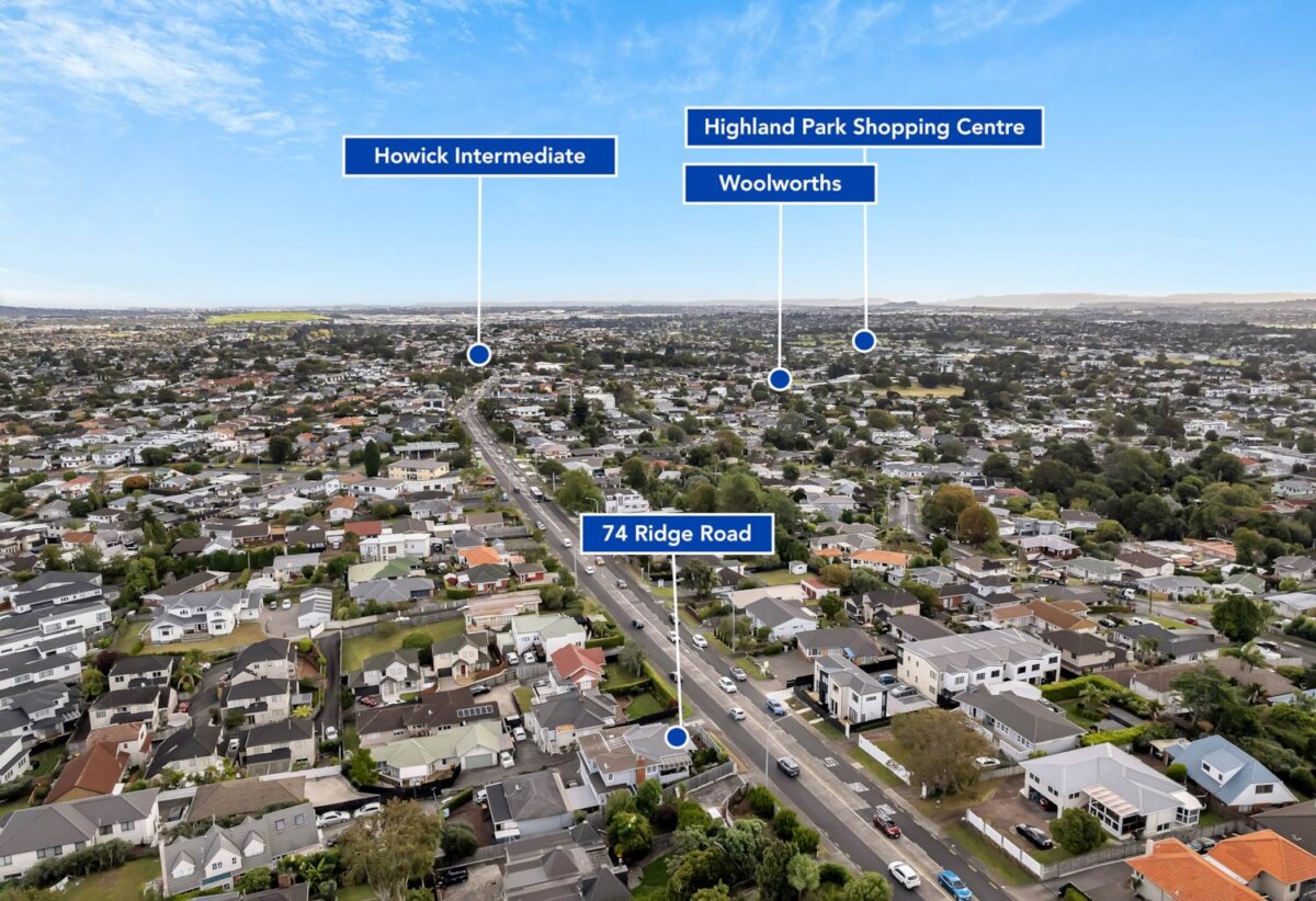 6 beds 3.5 baths house with carport, two levels, each level has 3 beds, bath, kitchen, dining and sitting area, close to Howick Village, schools, beach, 0.8 km to Howick Intermediate, 74 Ridge Road, Howick, Auckland